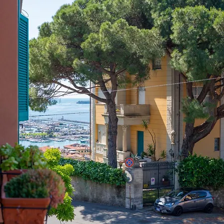 ☆ Smart And Relax Flat ☆ Tiziana' S House - Homy 5 Terre 斯培西亚